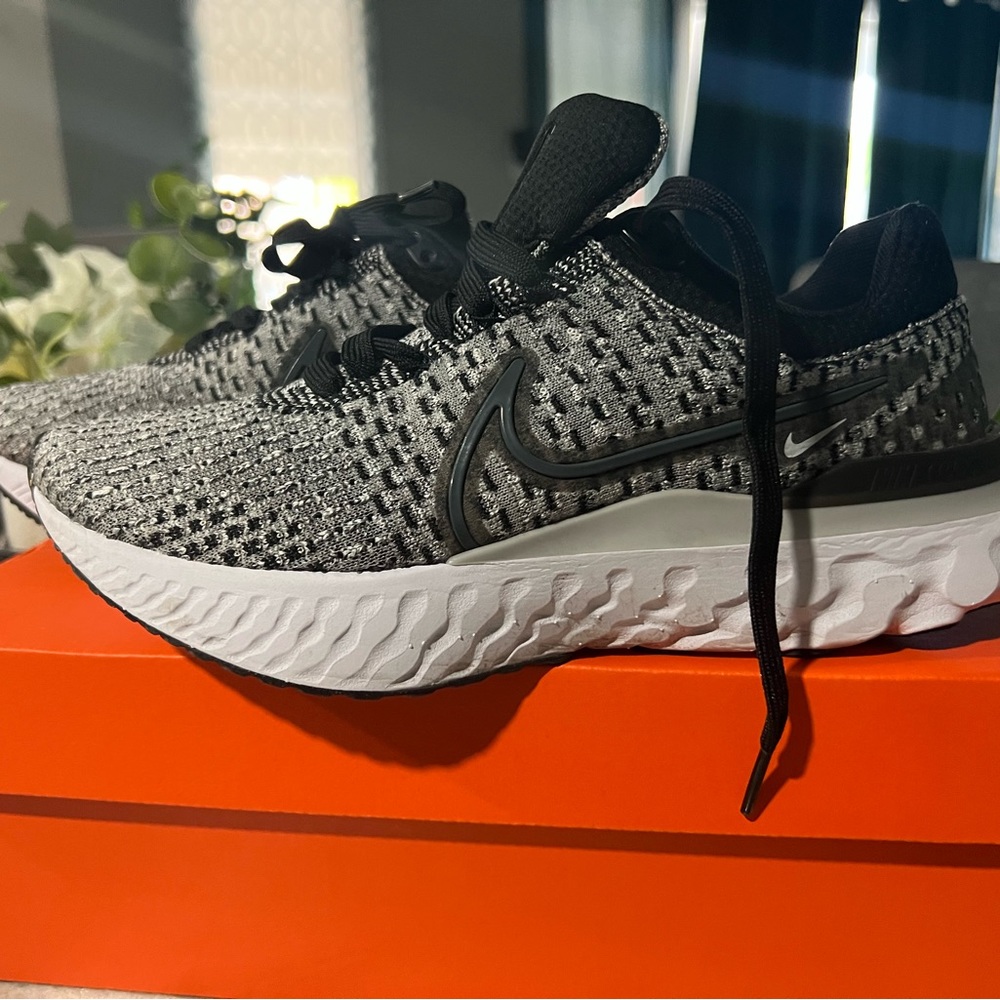 Women’s Nike running shoes